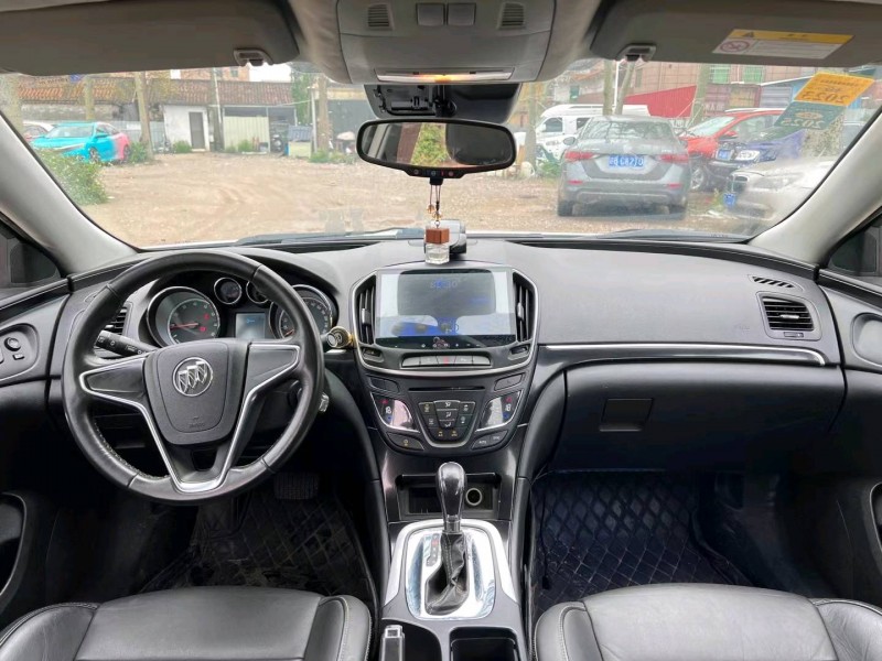 广州15年别克君威5