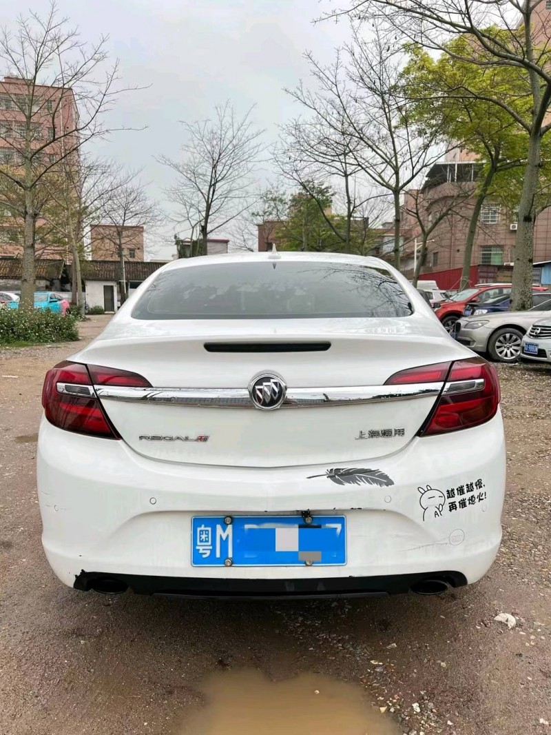 广州15年别克君威9