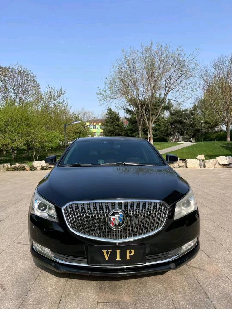 邢台15年别克君越1