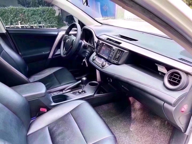 济南15年丰田RAV45