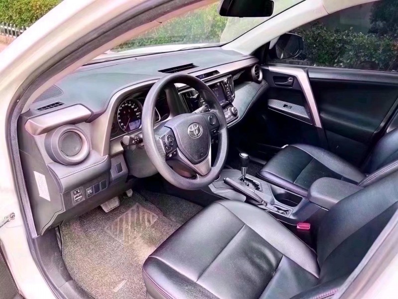济南15年丰田RAV47