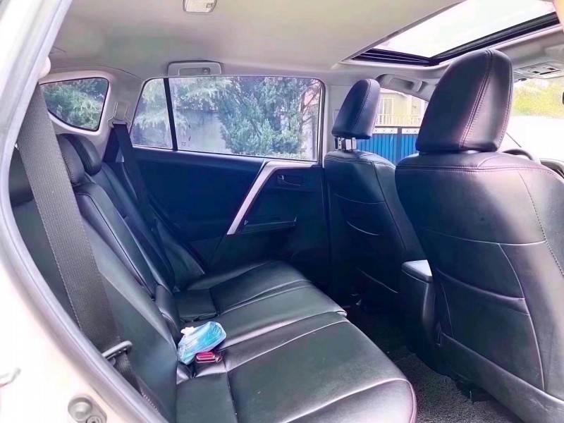 济南15年丰田RAV46
