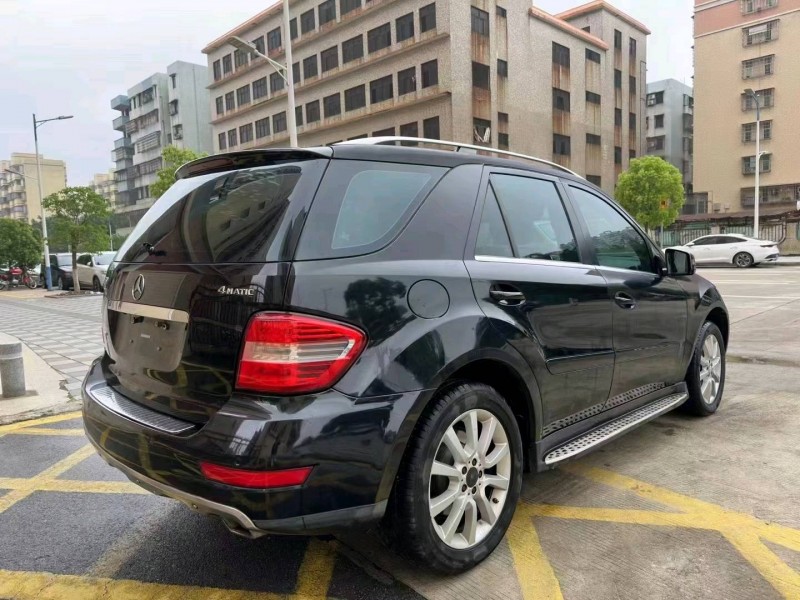 广州11年奔驰ML7