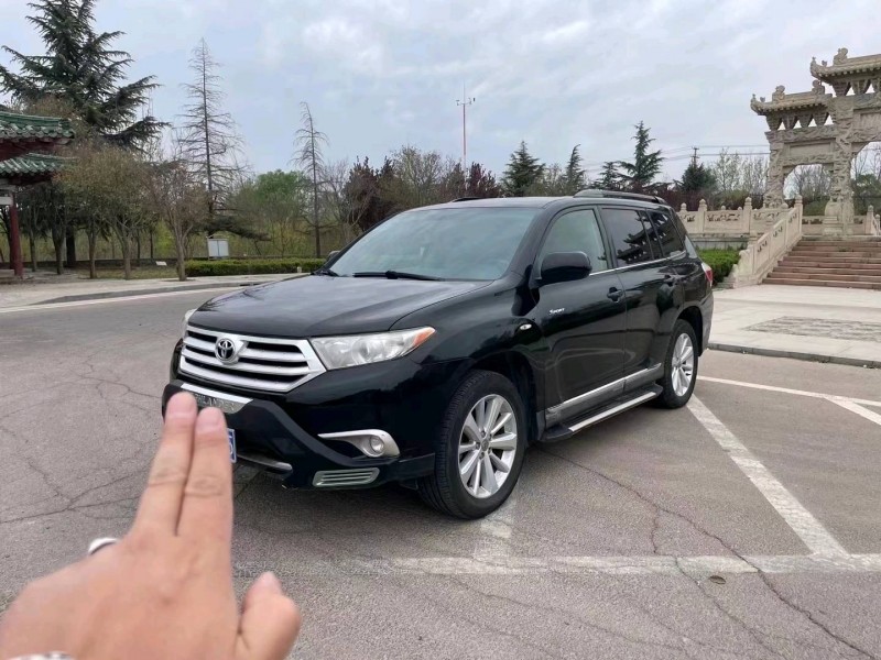 济南12年丰田汉兰达2