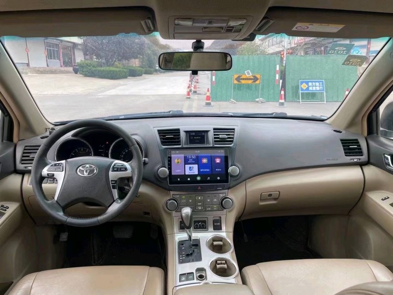 济南12年丰田汉兰达4