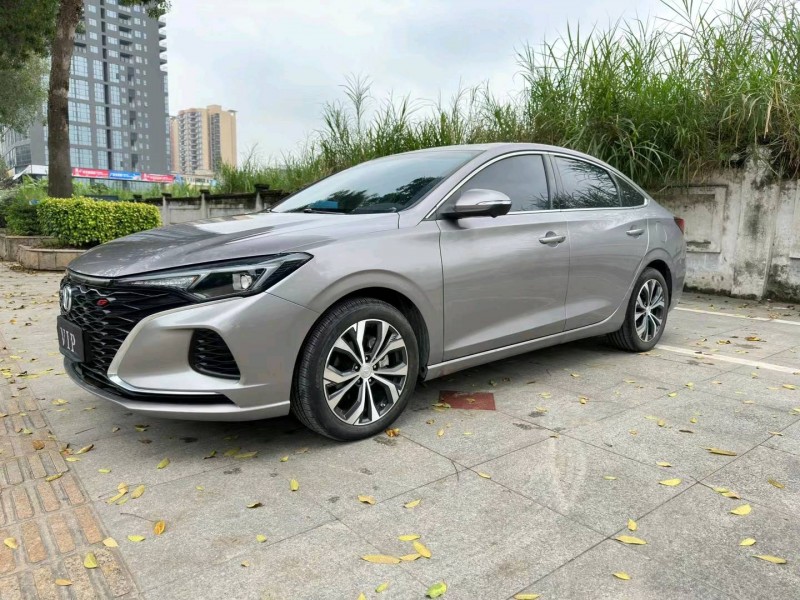 东莞21年长安汽车逸动2