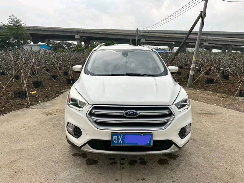 广州17年福特翼虎1