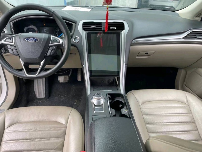 济宁17年福特蒙迪欧4