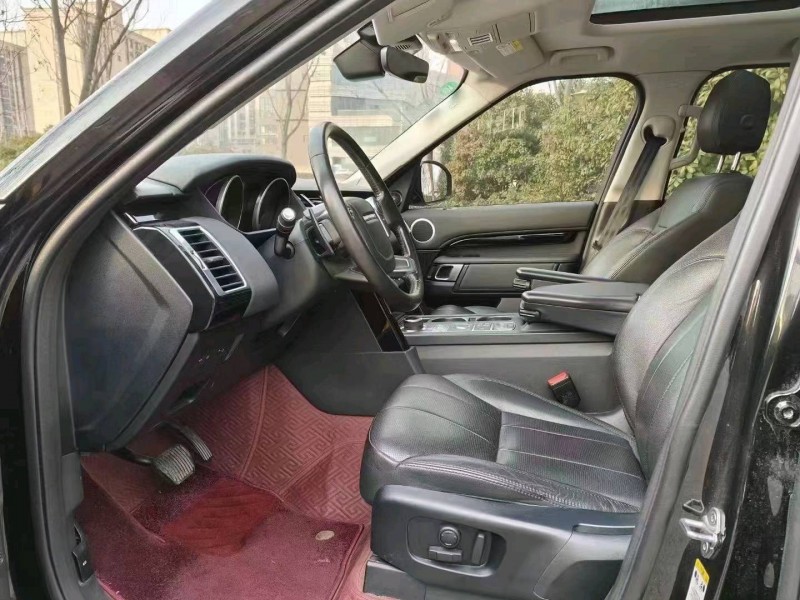 青岛18年路虎发现8