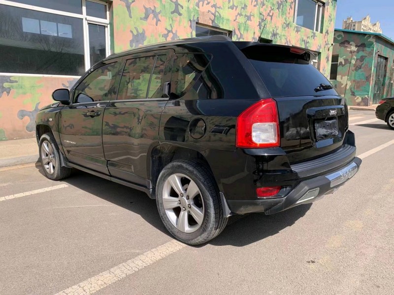 沈阳13年Jeep指南者4