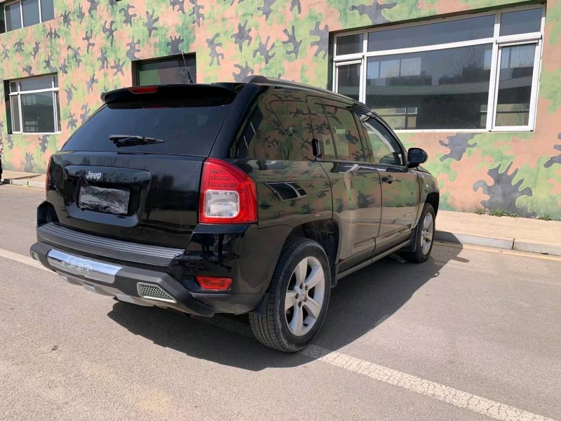 沈阳13年Jeep指南者7