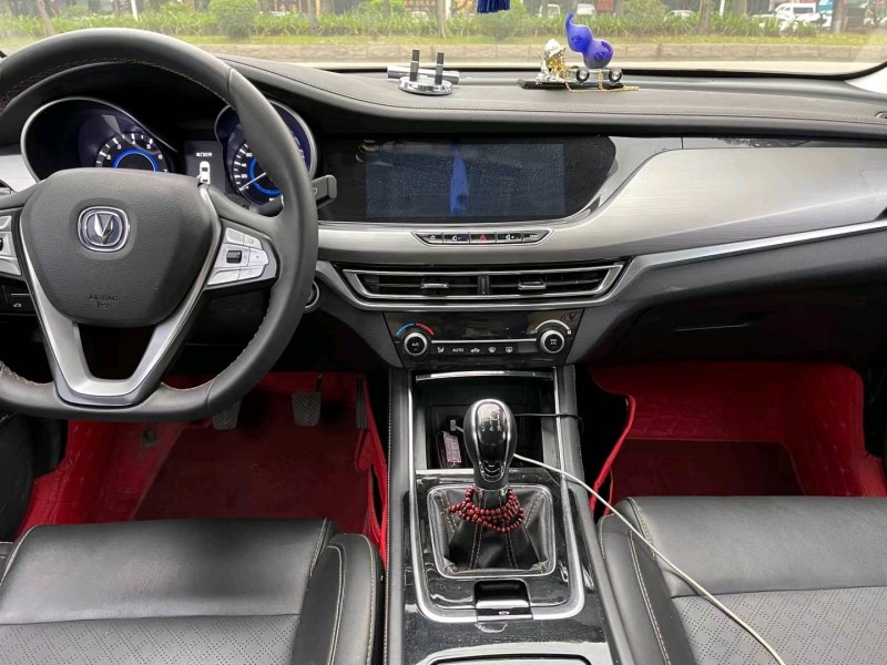 东莞20年长安汽车逸动4