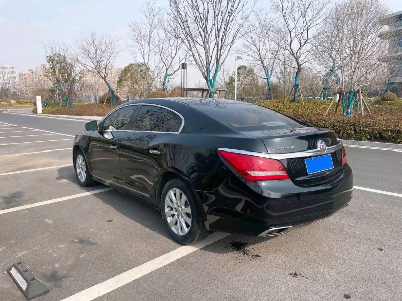 徐州15年别克君越5