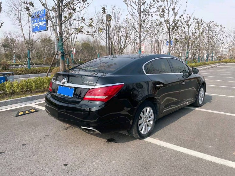 徐州15年别克君越6