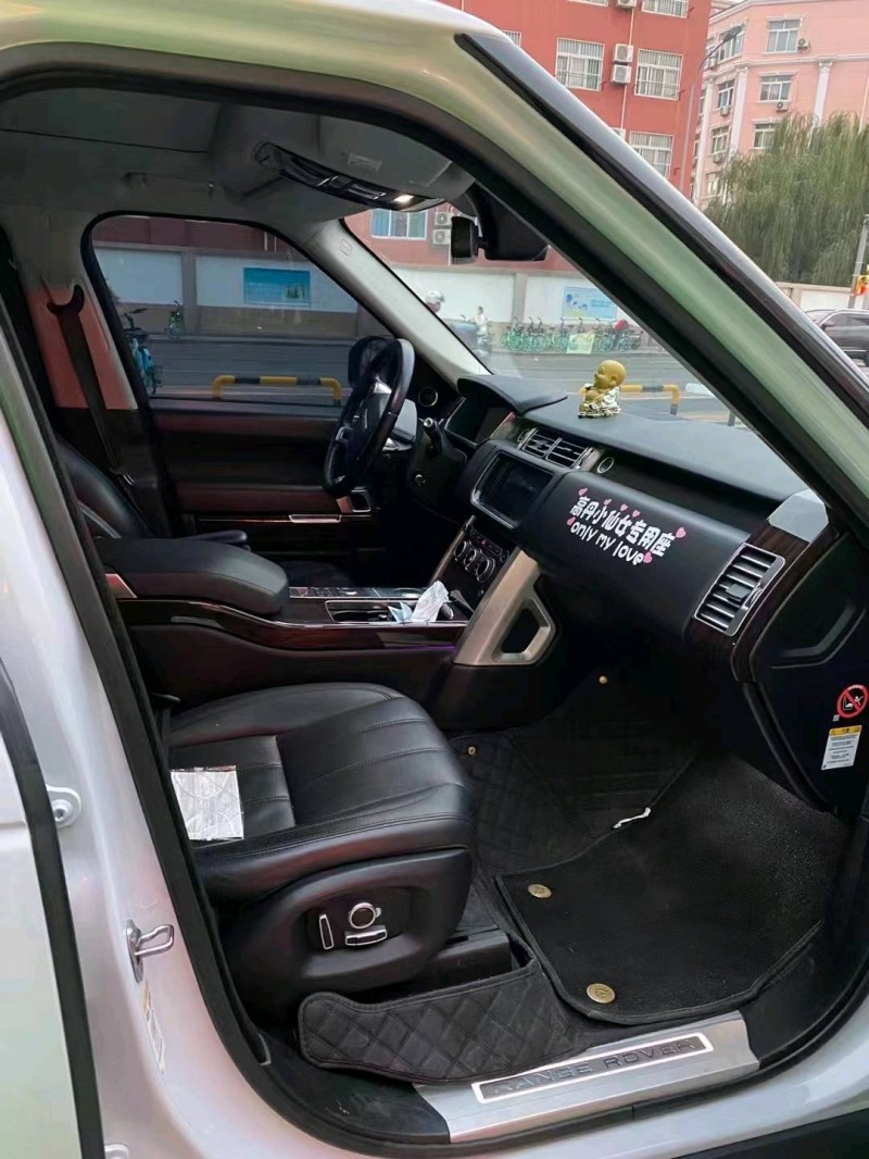 济南16年路虎揽胜行政5