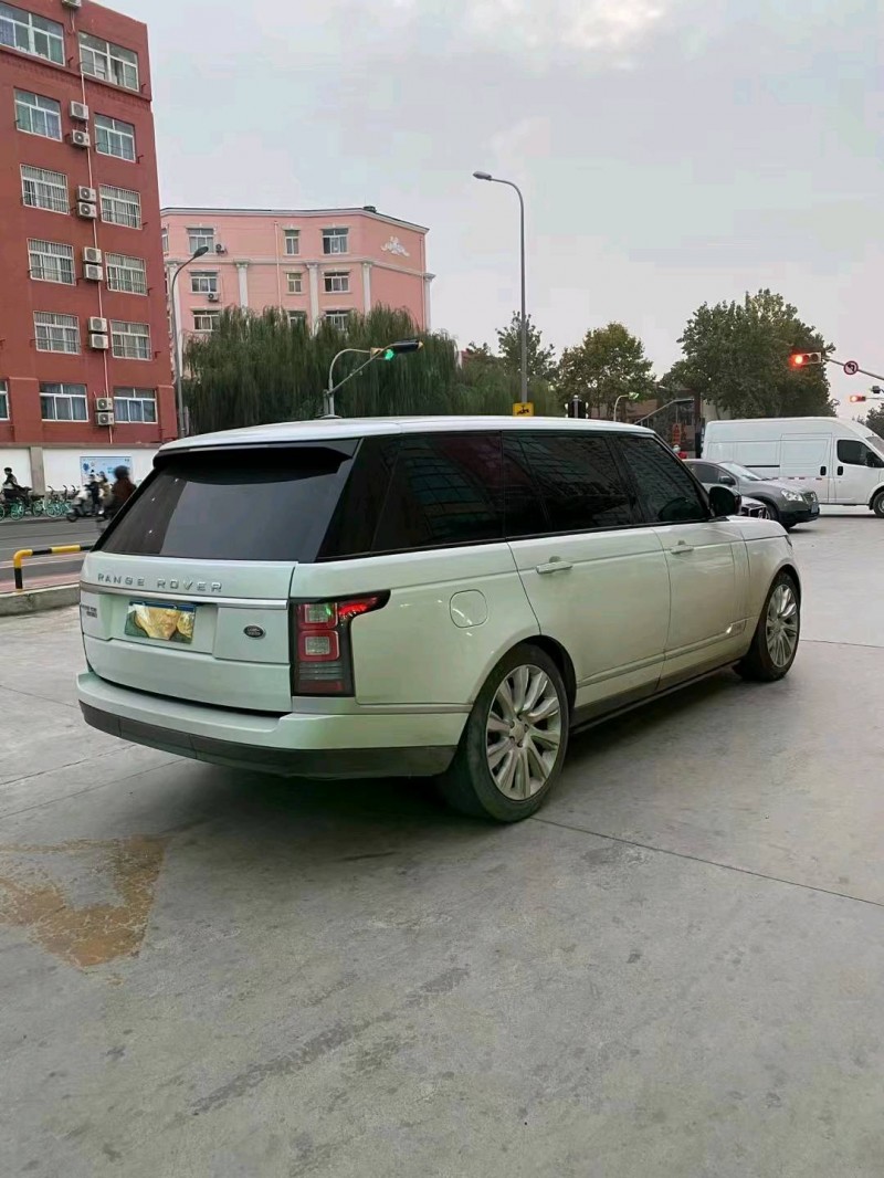 济南16年路虎揽胜行政6