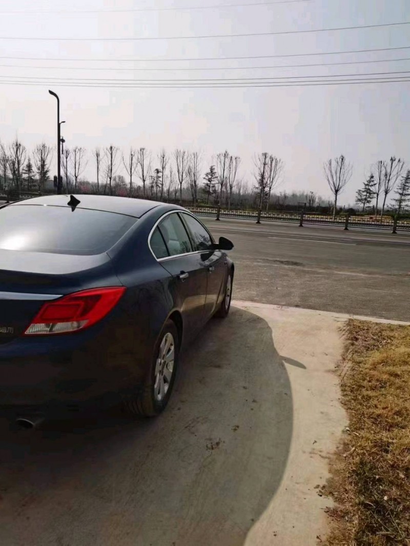 枣庄12年别克君威6