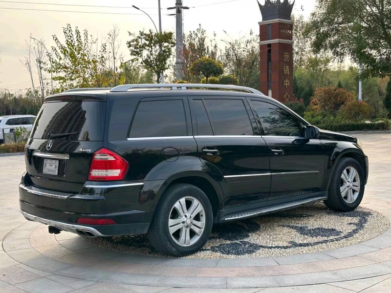 青岛12年奔驰GL7