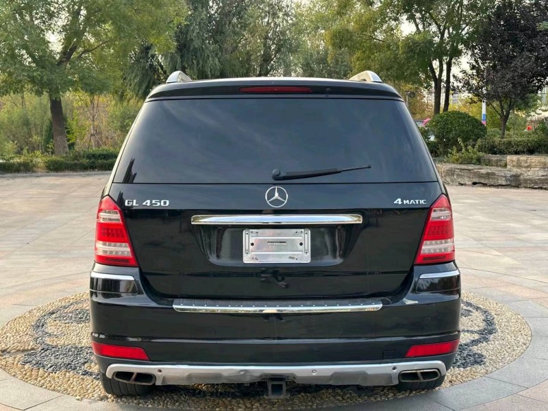 青岛12年奔驰GL9