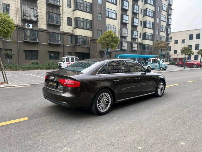 徐州14年奥迪A4L7