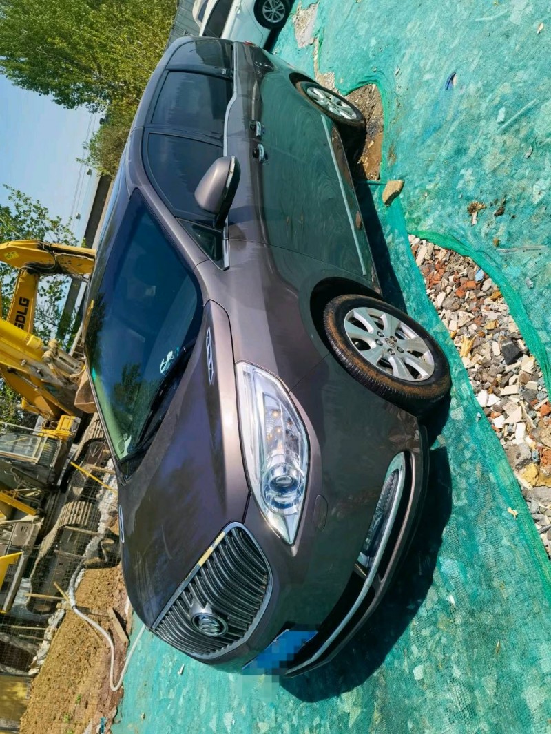 临沂15年别克GL82