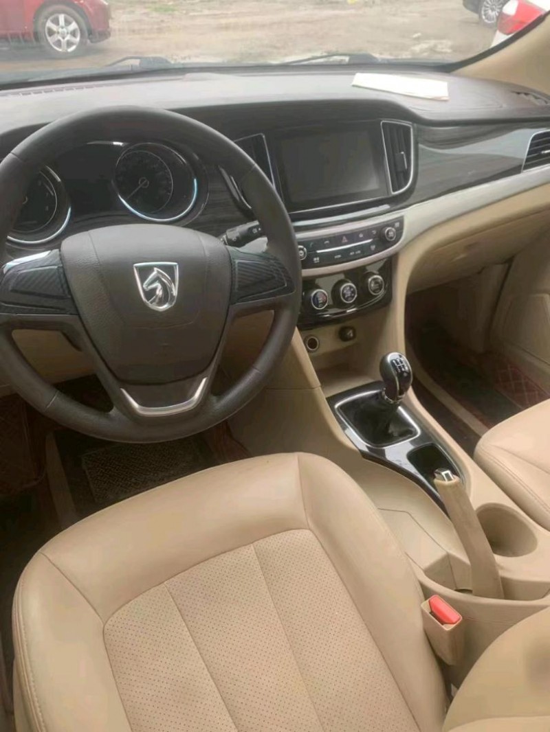 宜昌17年宝骏7303