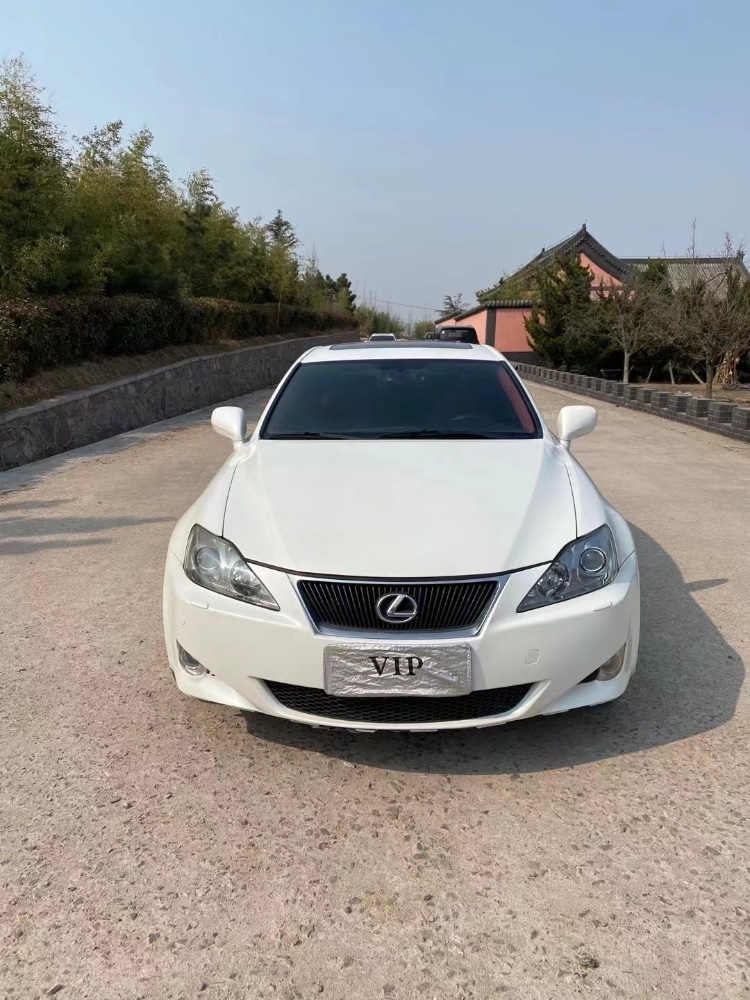 青岛08年雷克萨斯IS1