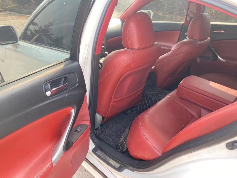 青岛08年雷克萨斯IS8