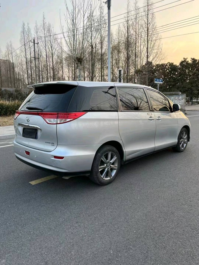 徐州17年丰田普瑞维亚8