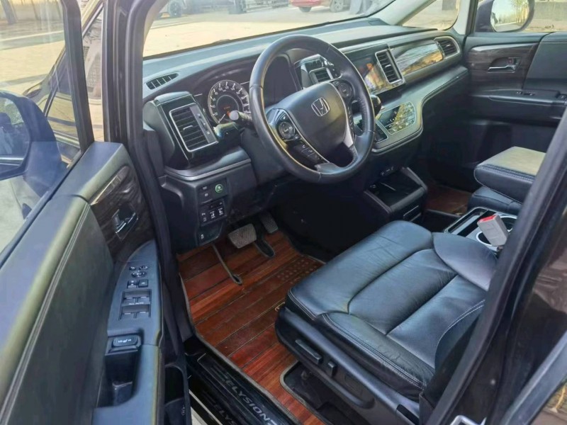 保定16年本田艾力绅4