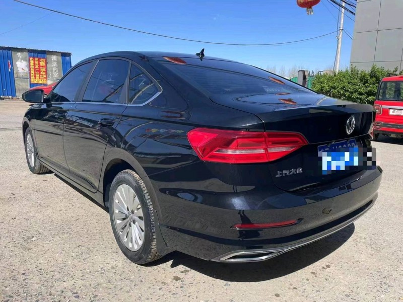 保定19年大众朗逸5