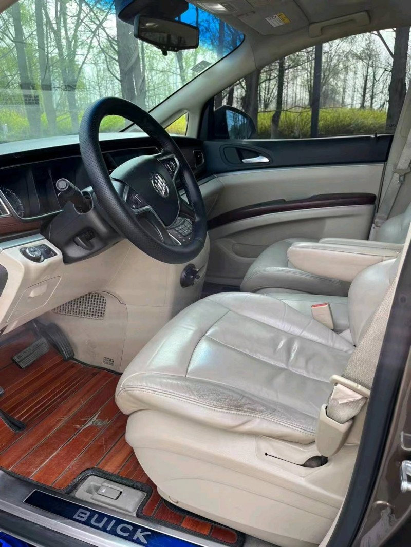 徐州16年别克GL86