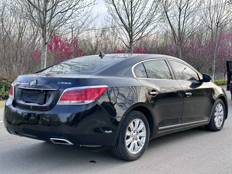 徐州13年别克君越8