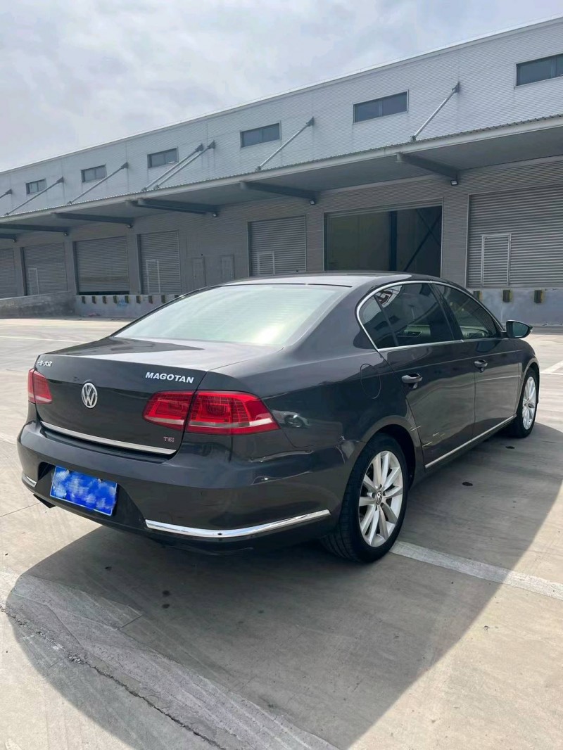 徐州13年大众迈腾8