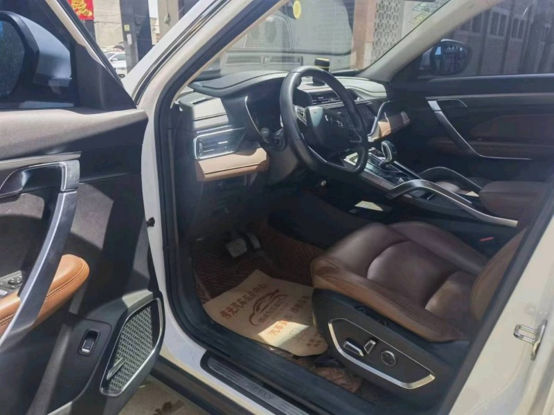 保定20年吉利博越4