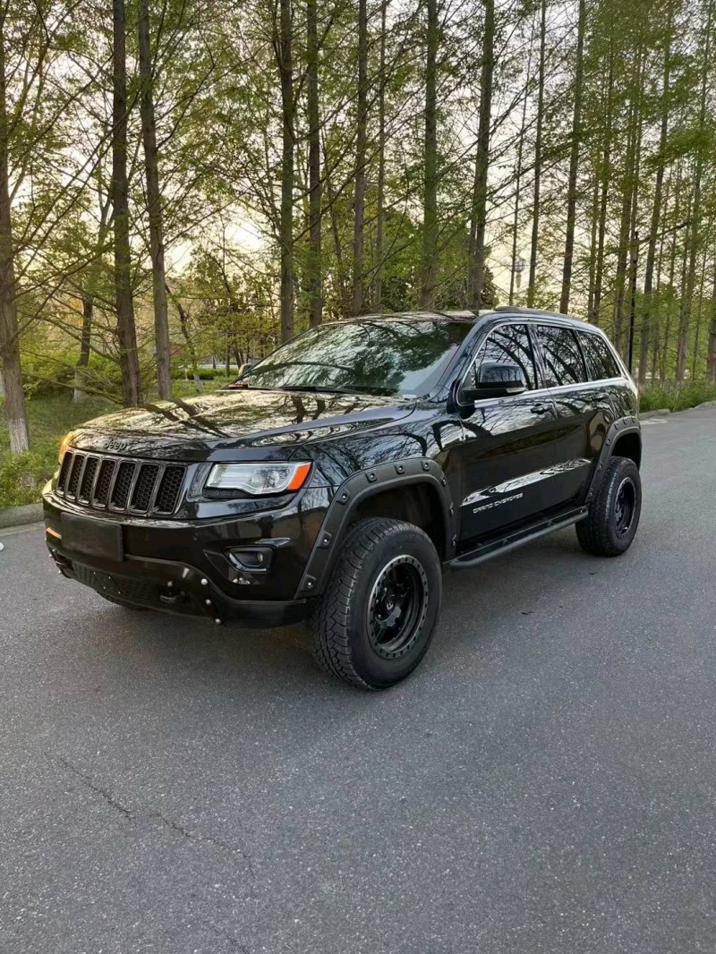 徐州15年Jeep大切诺基3