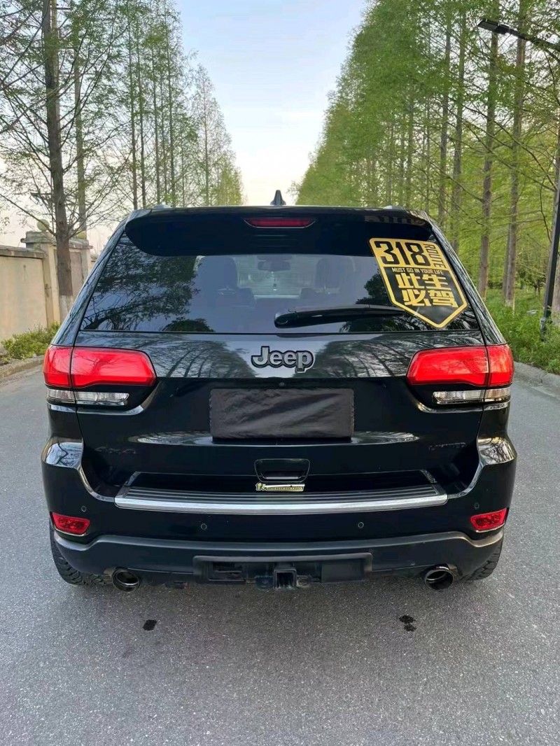 徐州15年Jeep大切诺基9