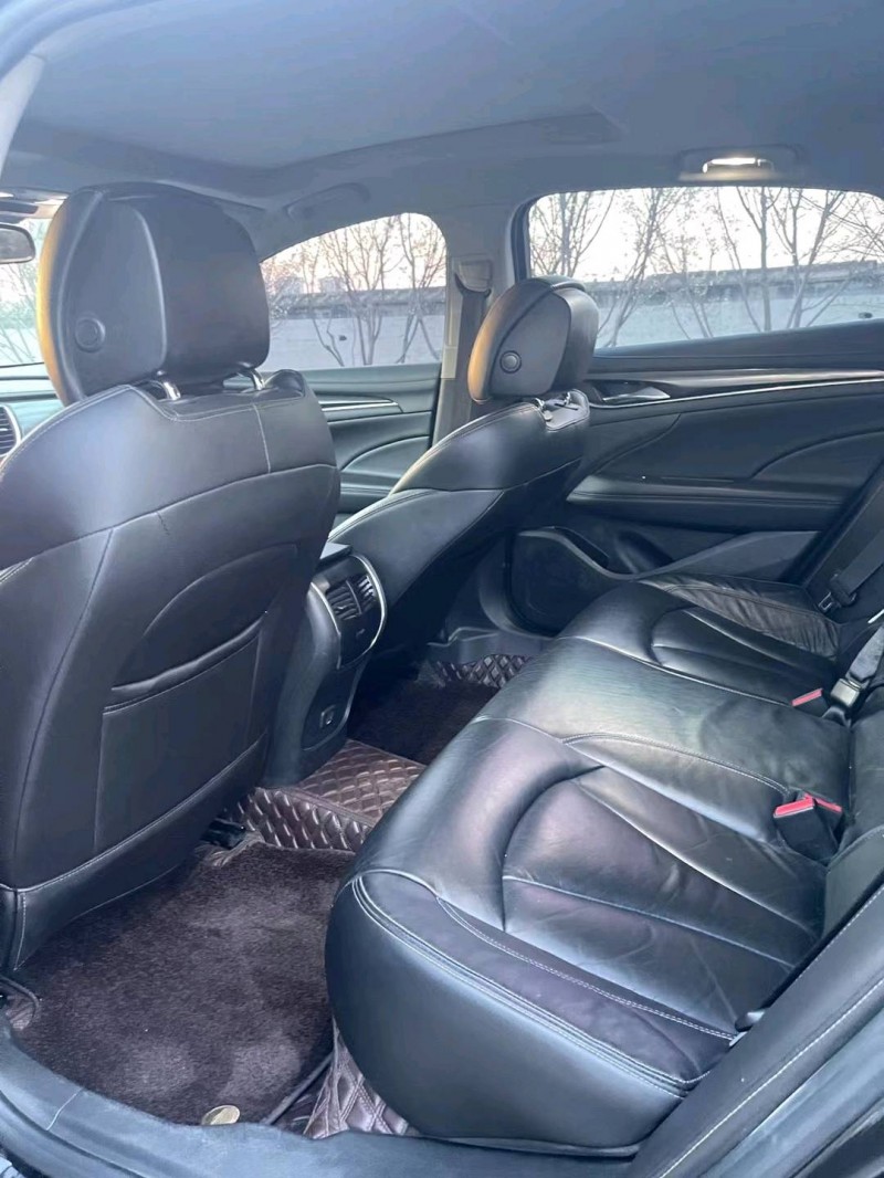 徐州20年别克君越6