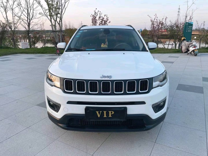 宿迁19年Jeep指南者1