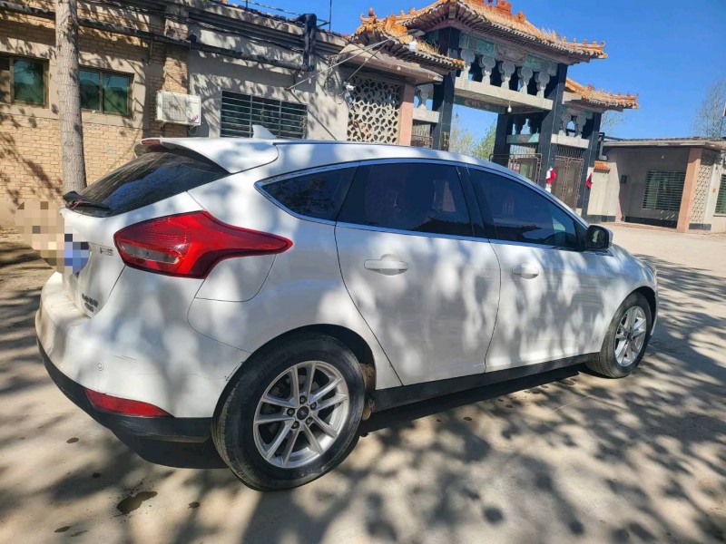 保定17年福特福克斯7