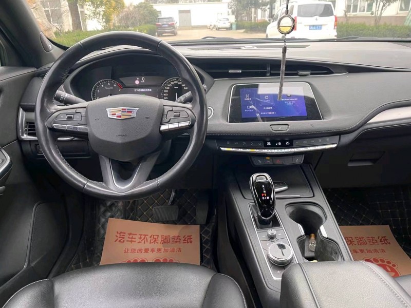 宿迁20年凯迪拉克XT45