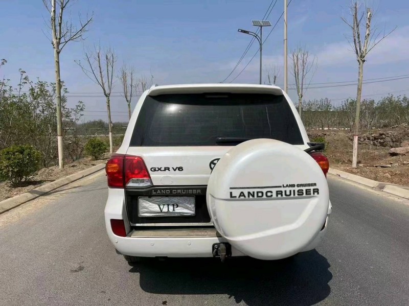 济南16年丰田兰德酷路泽9