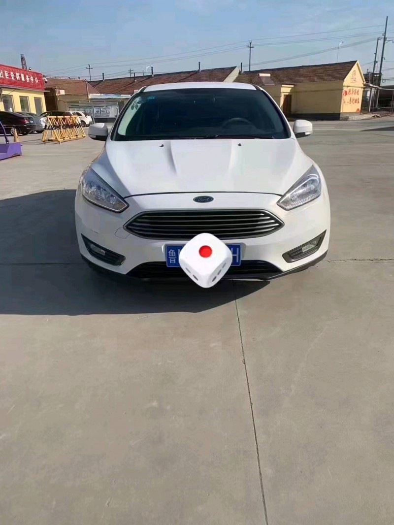 青岛16年福特福克斯1