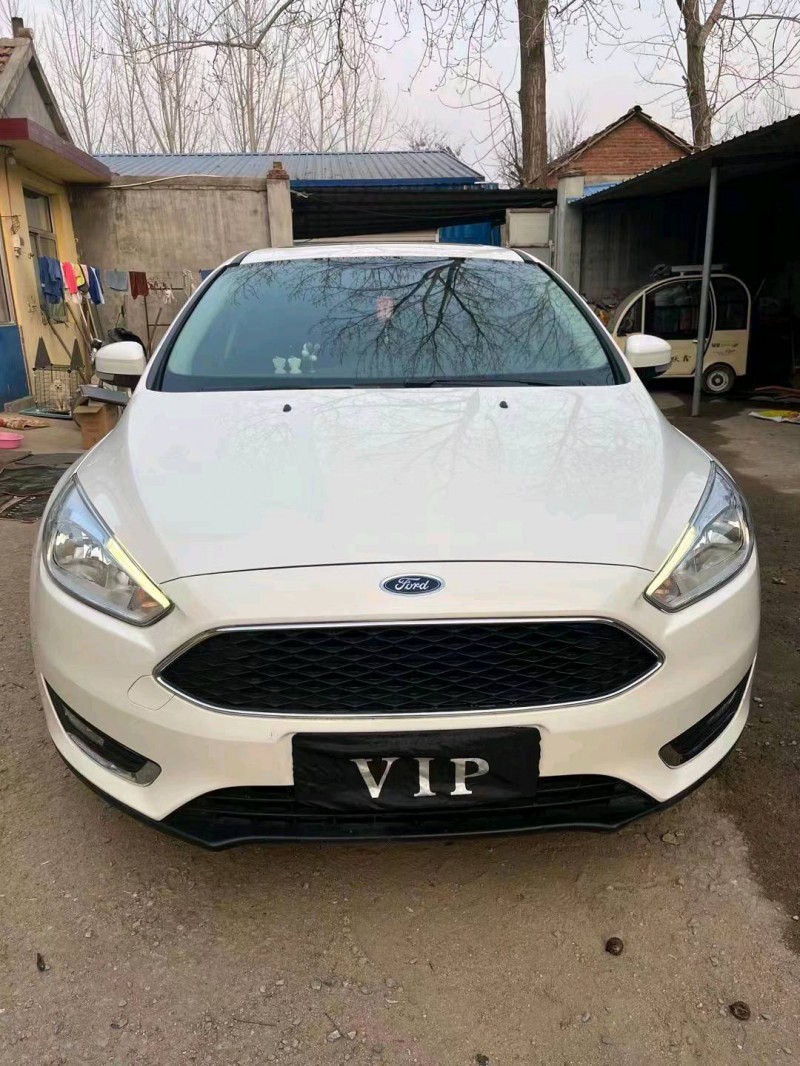 青岛18年福特福克斯1