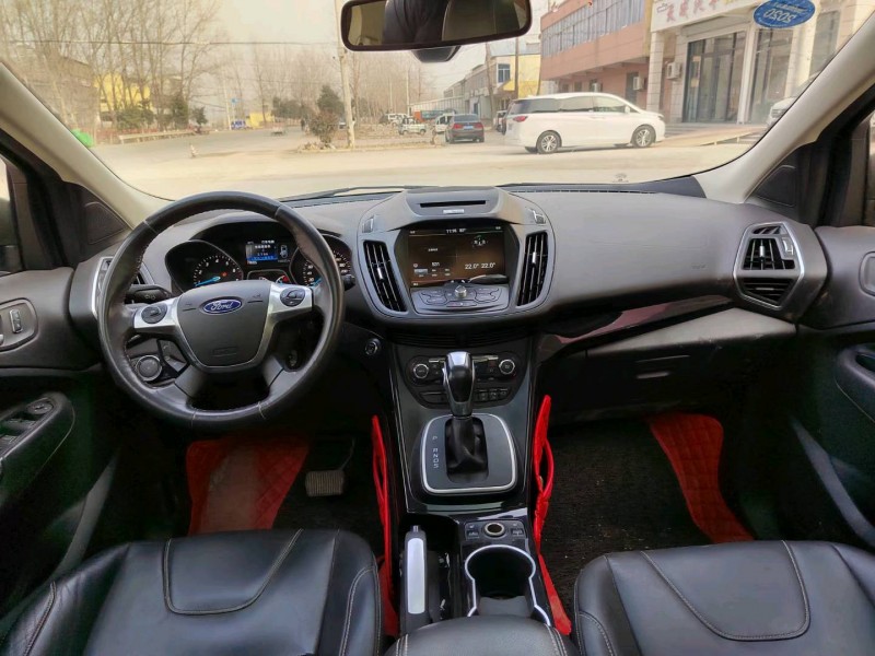 济南14年福特翼虎5