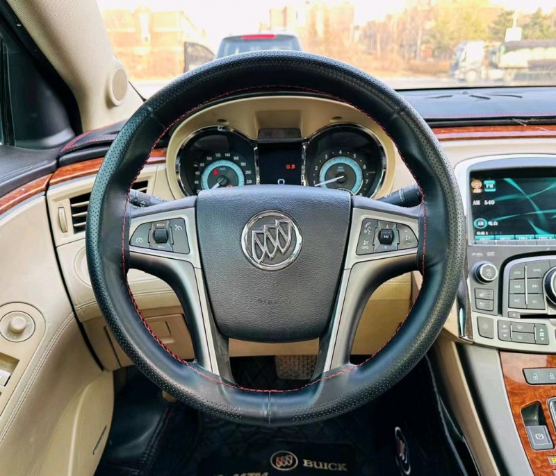 沈阳12年别克君越4