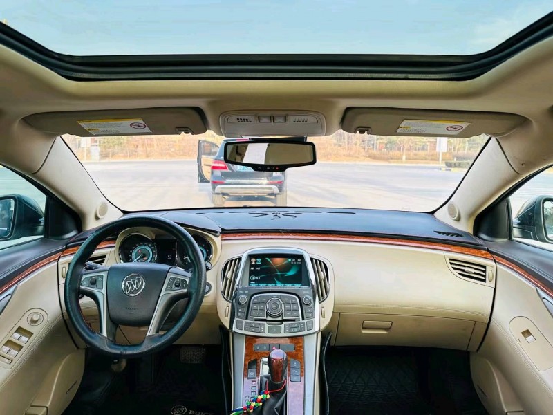 沈阳12年别克君越7