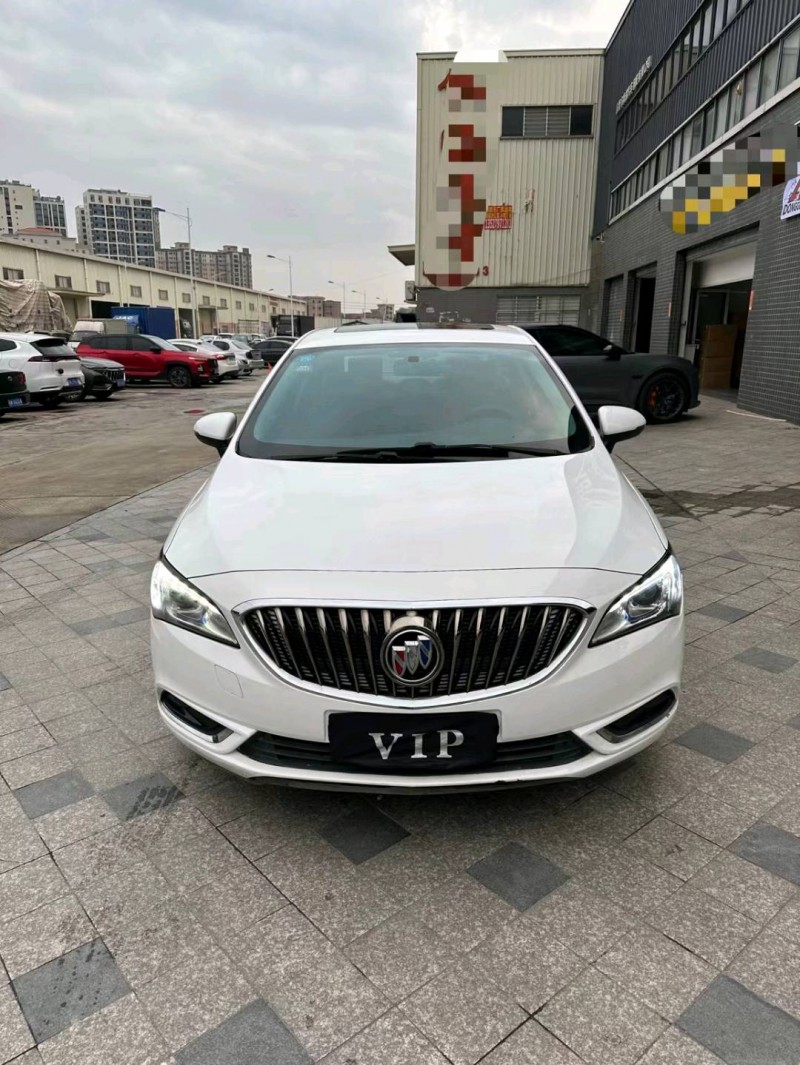 东莞17年别克威朗1