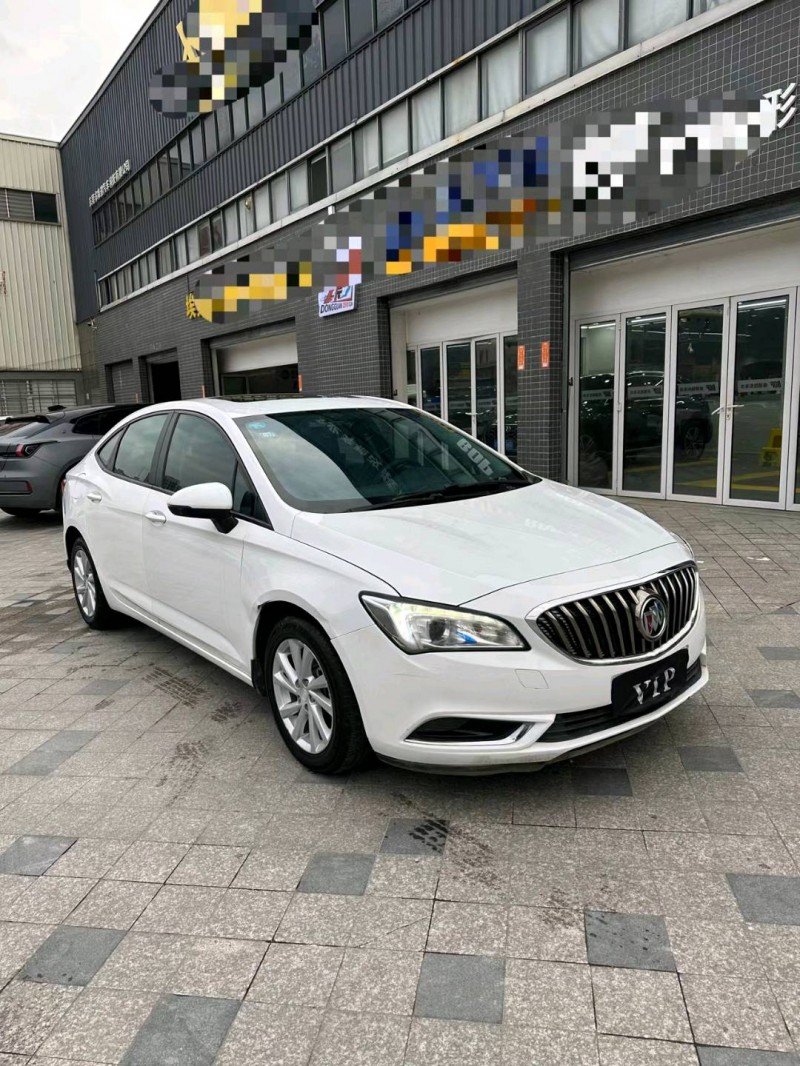 东莞17年别克威朗2