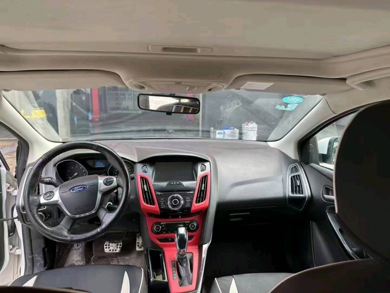 淮南14年福特福克斯5